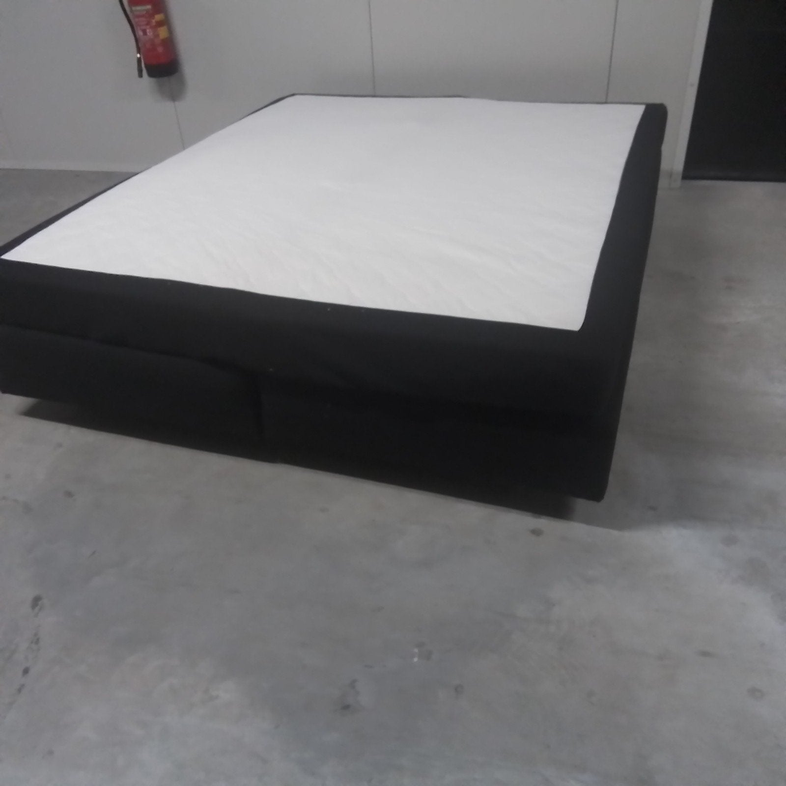 Boxspring 180 x 200  cm met Matras en Topper, N, Stoelenco@hotmail.com, Tweepersoons, Ophalen of Verzenden