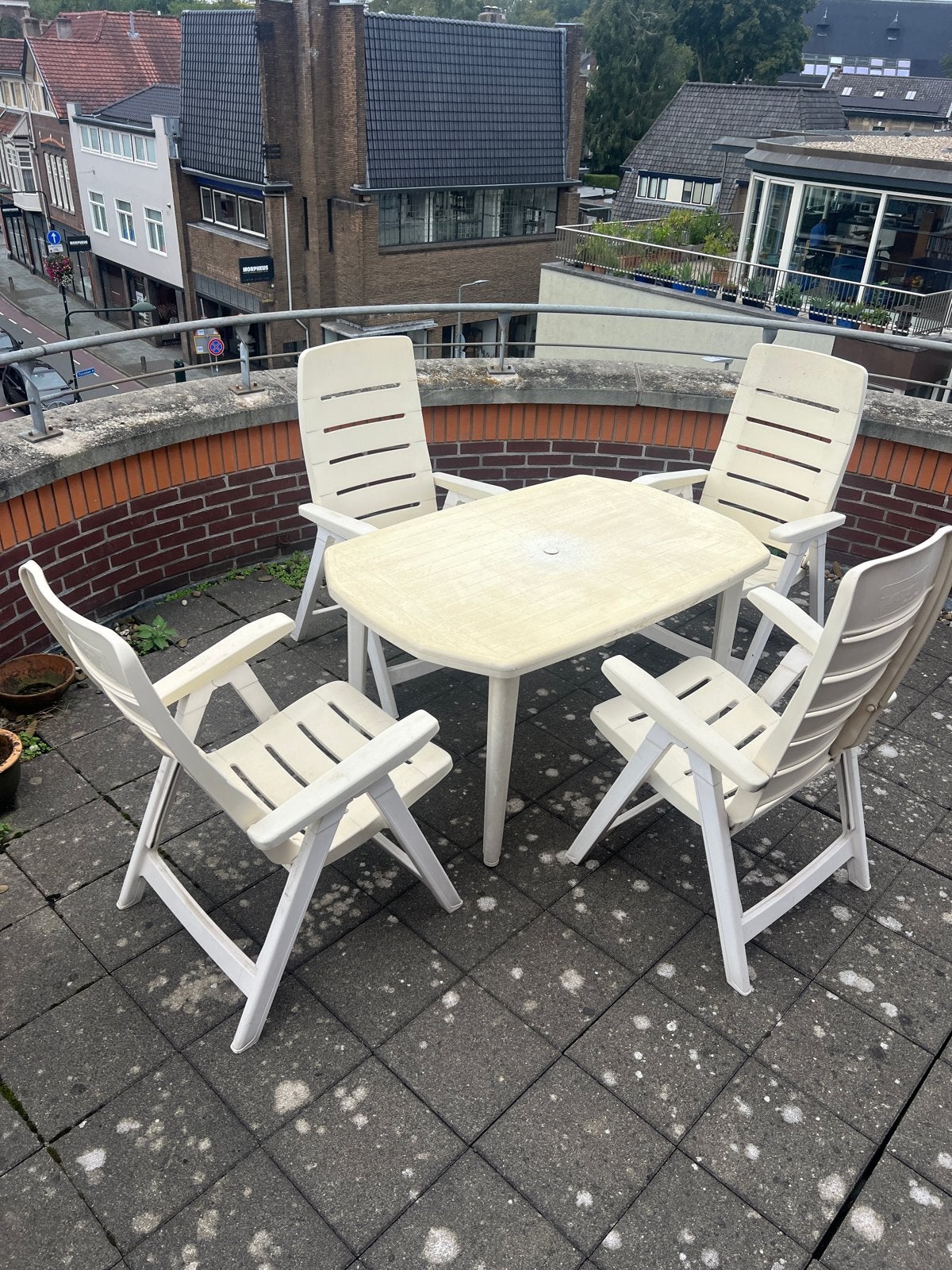 Kunststof tuinset met 4 stoelen en tafel Hartman, 4 zitplaatsen, Kunststof, Gebruikt, Eettafel