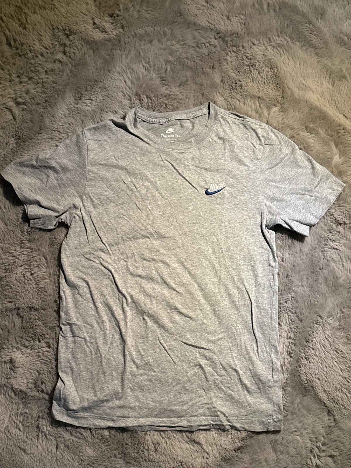 Nike The Nike Tee T-shirt - Maat S - Nieuw, Ophalen of Verzenden, Nieuw, Maat 46 (S) of kleiner, Grijs