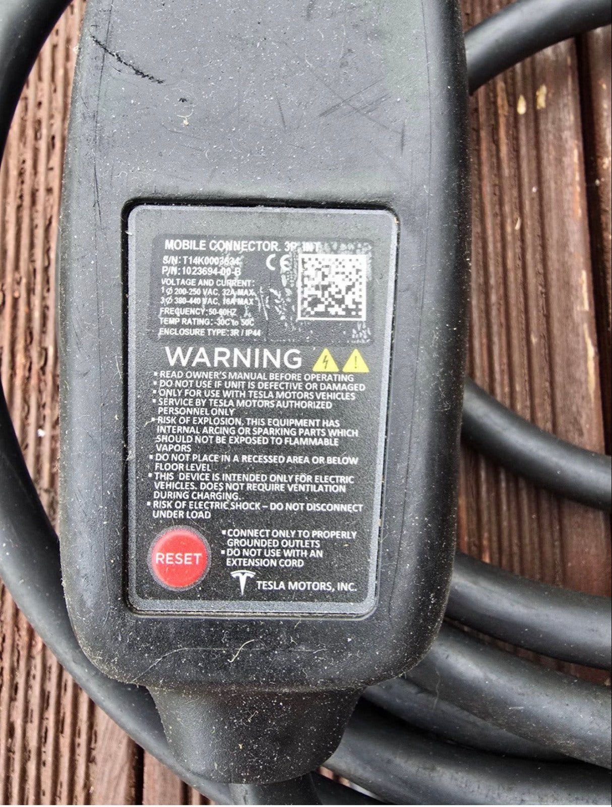 Foto 5 van Tesla Mobile Connector Gen 2 - Universeel Laadkabel