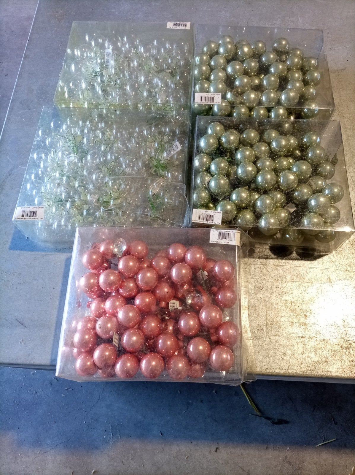 glazen kerstbaletjes, Ophalen