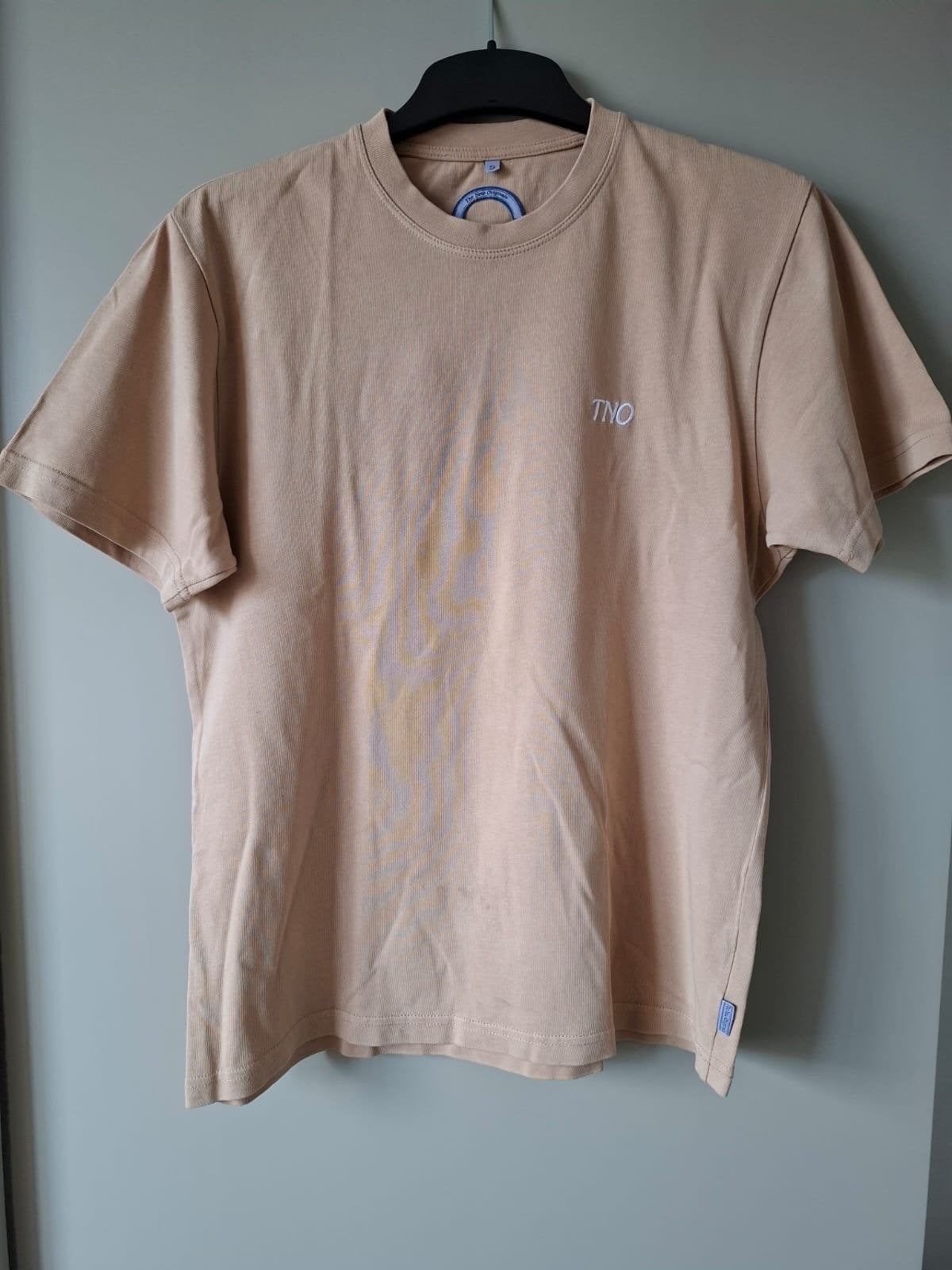 TNO T-shirt "Creatives Are The New Athletes" - Maat S, Beige, Ophalen of Verzenden, Zo goed als nieuw, Korte mouw