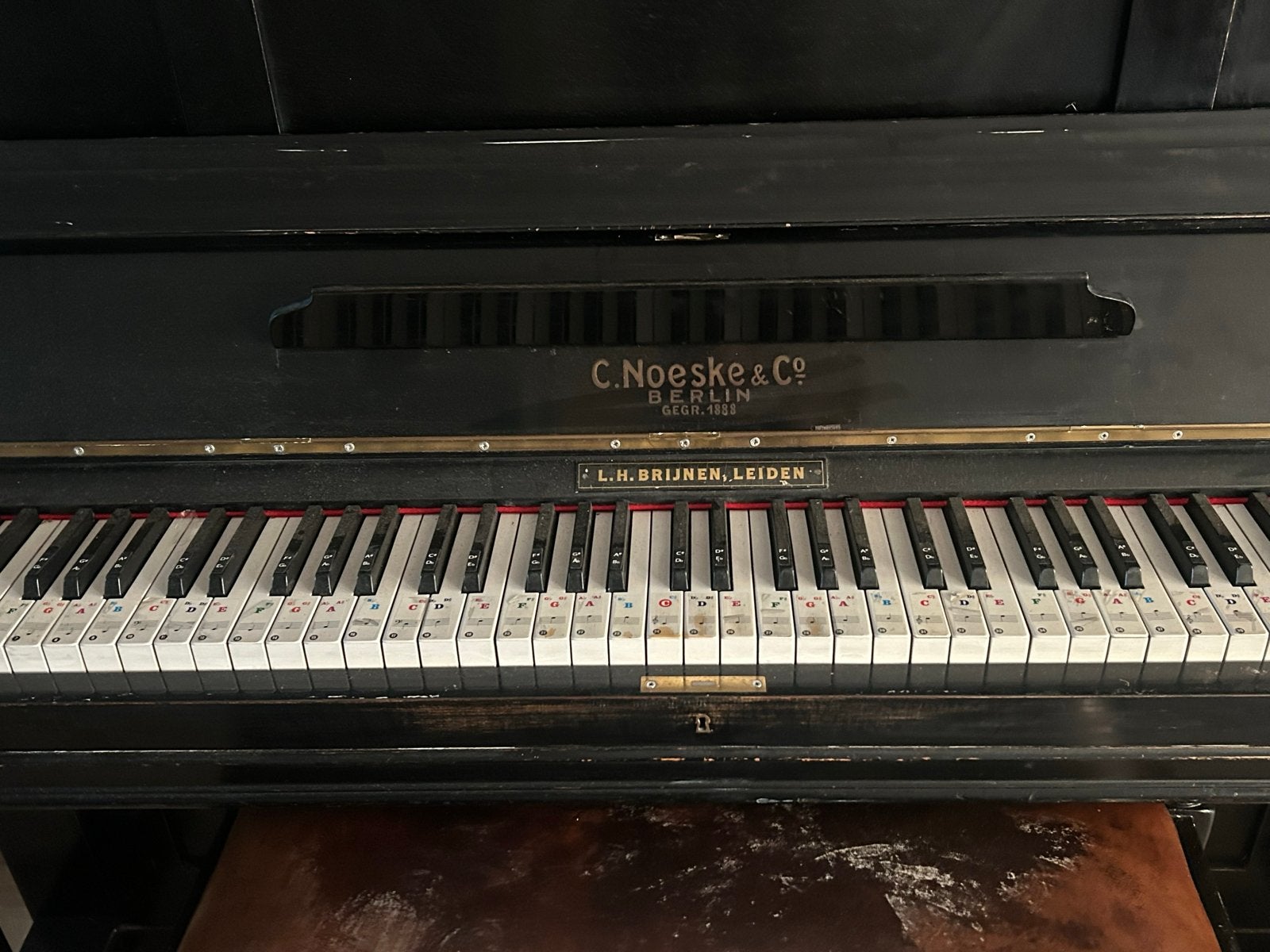Mooie, goed bespeelbare piano gratis af te halen, Ophalen, Gebruikt, Zwart, Piano