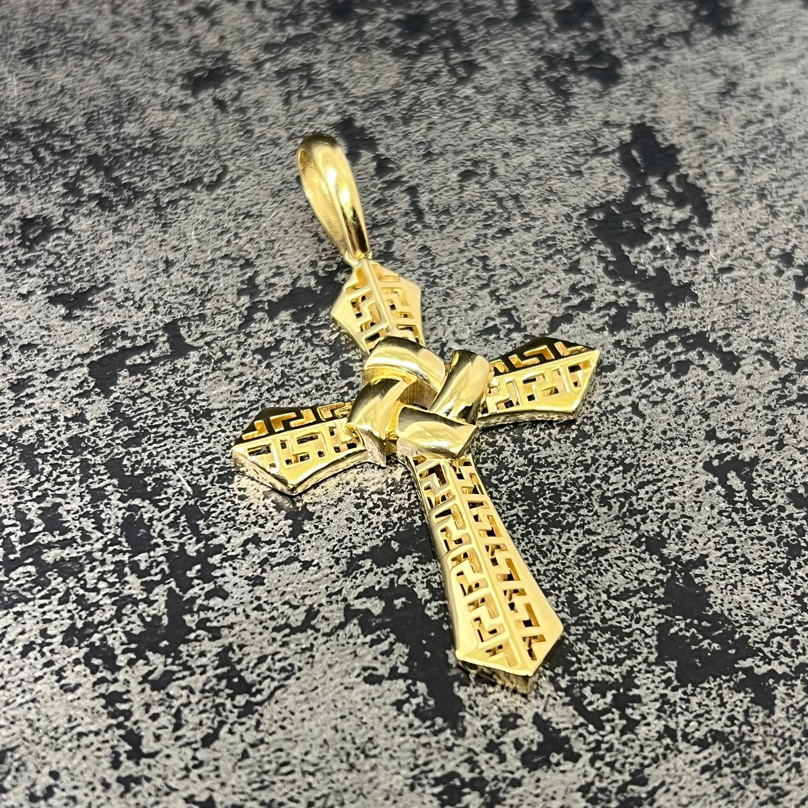 18k gouden kruis hanger versace model, Sieraden, Tassen en Uiterlijk, Kettinghangers, Ophalen of Verzenden, Nieuw, Goud, Kruis of Symbool