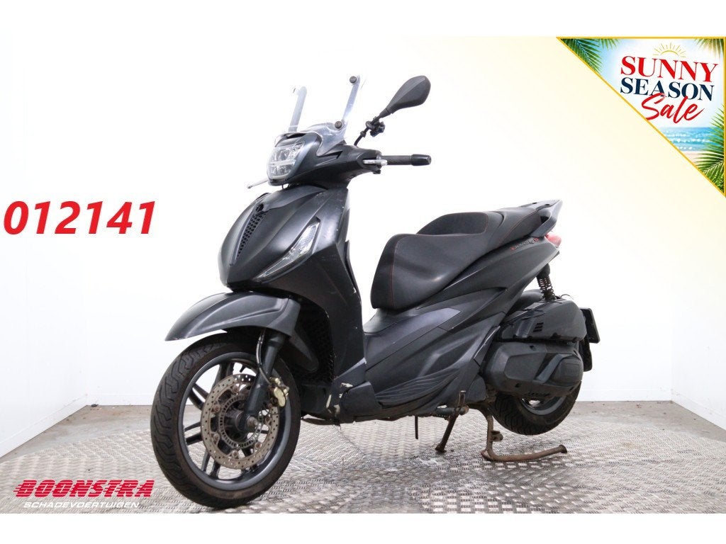 Piaggio Beverly 400 HPE (bj 2022), Dopplerlaan 4
9207HC  DRACHTEN, NL, Scooter, Boonstra Schadevoertuigen, Bedrijf