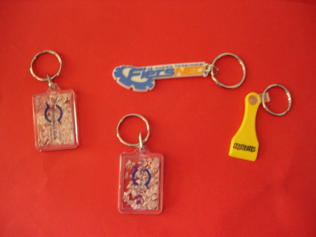 NL Nederland 4 Sleutelhangers div. merken, Verzenden, Nieuw, Merk