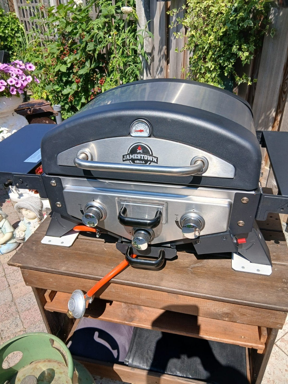 Jamestown Grill Gasbarbecue met 2 branders, Tuin en Terras, Ophalen, Gebruikt, Jamestown Grill