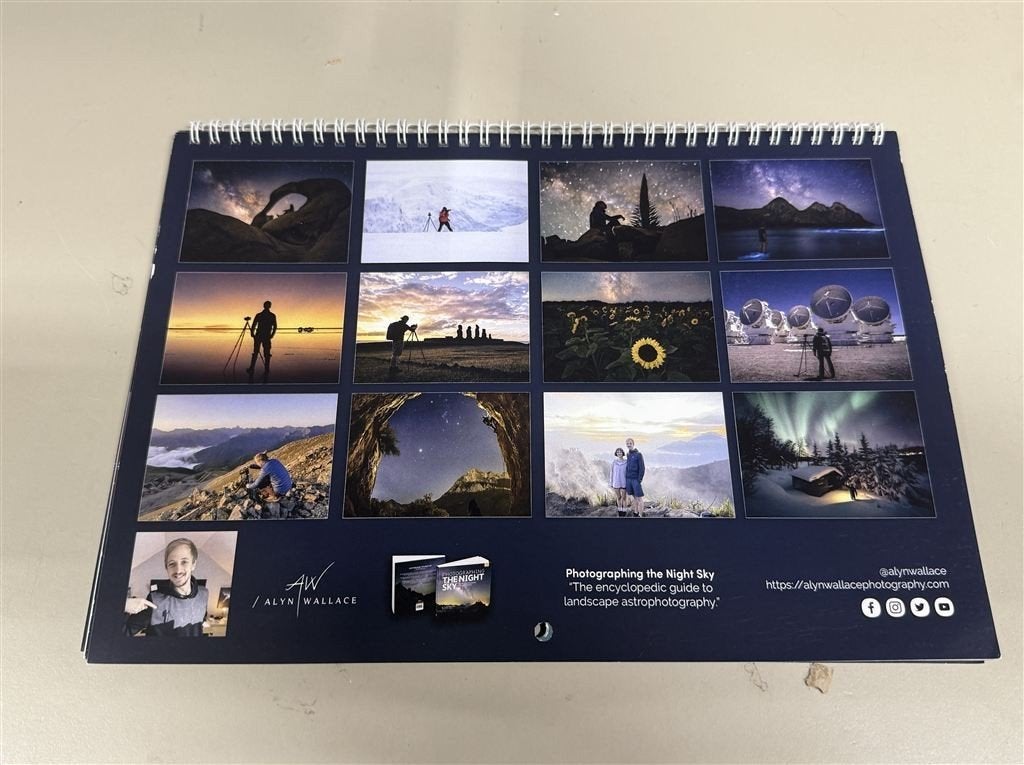kalender - 2025 What\'s in the Night Sky Calendar [Alyn Wall, Diversen, Kalenders, Ophalen of Verzenden, Maandkalender, Nieuw