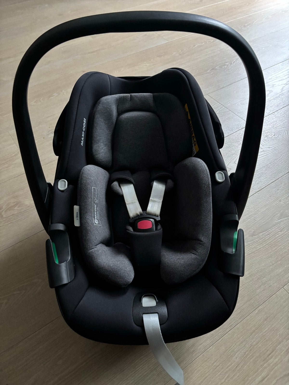 Maxi-Cosi Pebble 360 Pro i-Size Autostoel - Essential Black, Autogordel of Isofix, Gebruikt, Verstelbare rugleuning, Ophalen of Verzenden