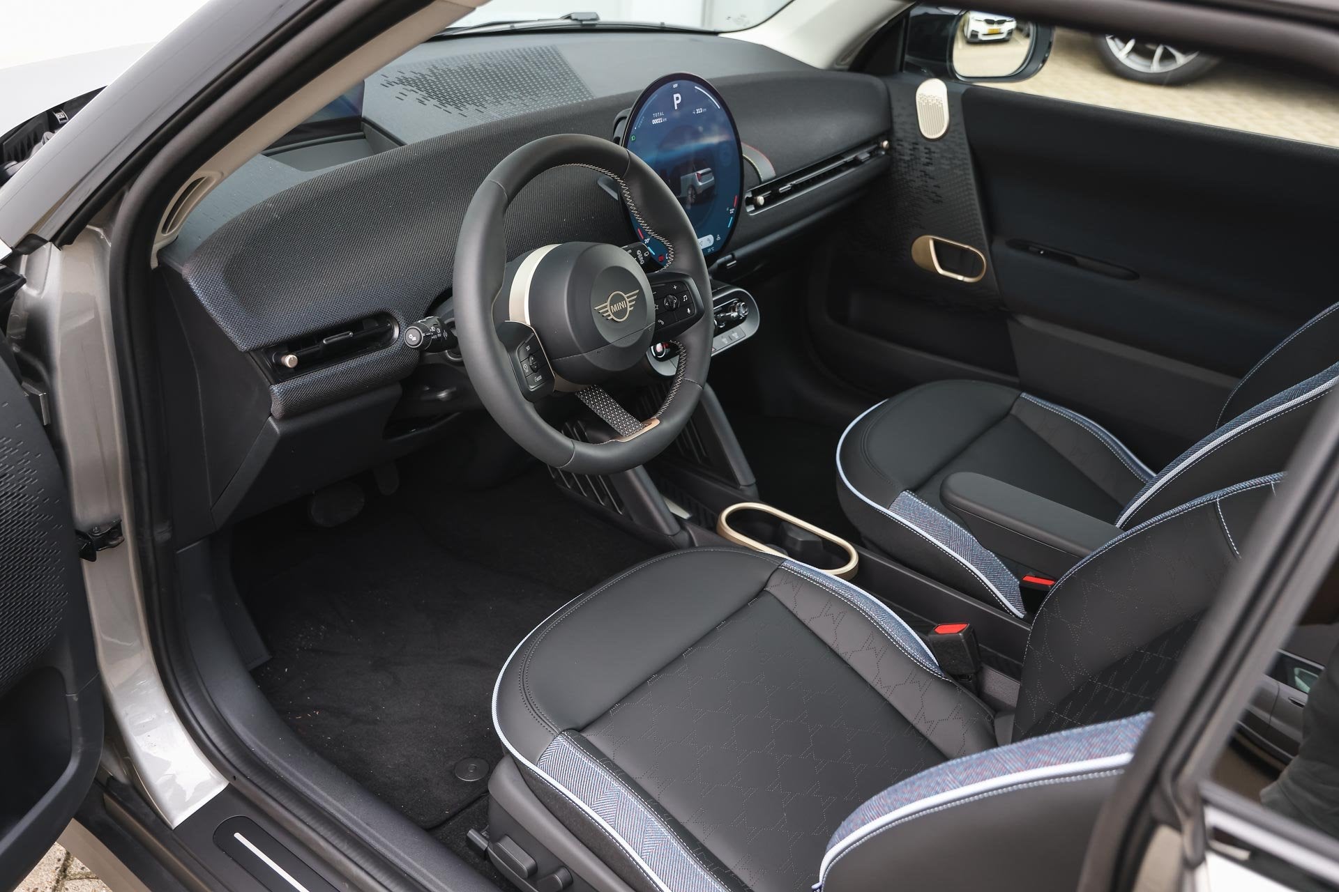MINI Hatchback Cooper SE / Classic / Pakket XL / Classic / P, Auto's, Dealer onderhouden, Stof, Met garantie (alle), 4 stoelen