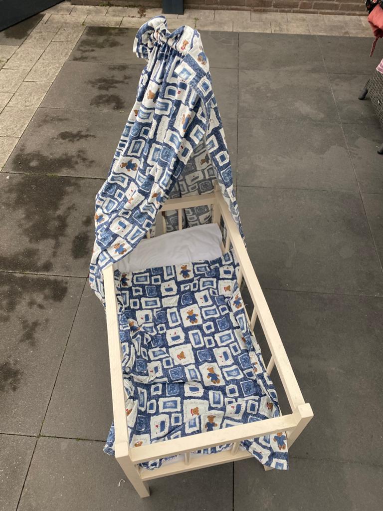 Poppenbedje, Kinderen en Baby's, Speelgoed | Houten speelgoed, Ophalen, Gebruikt