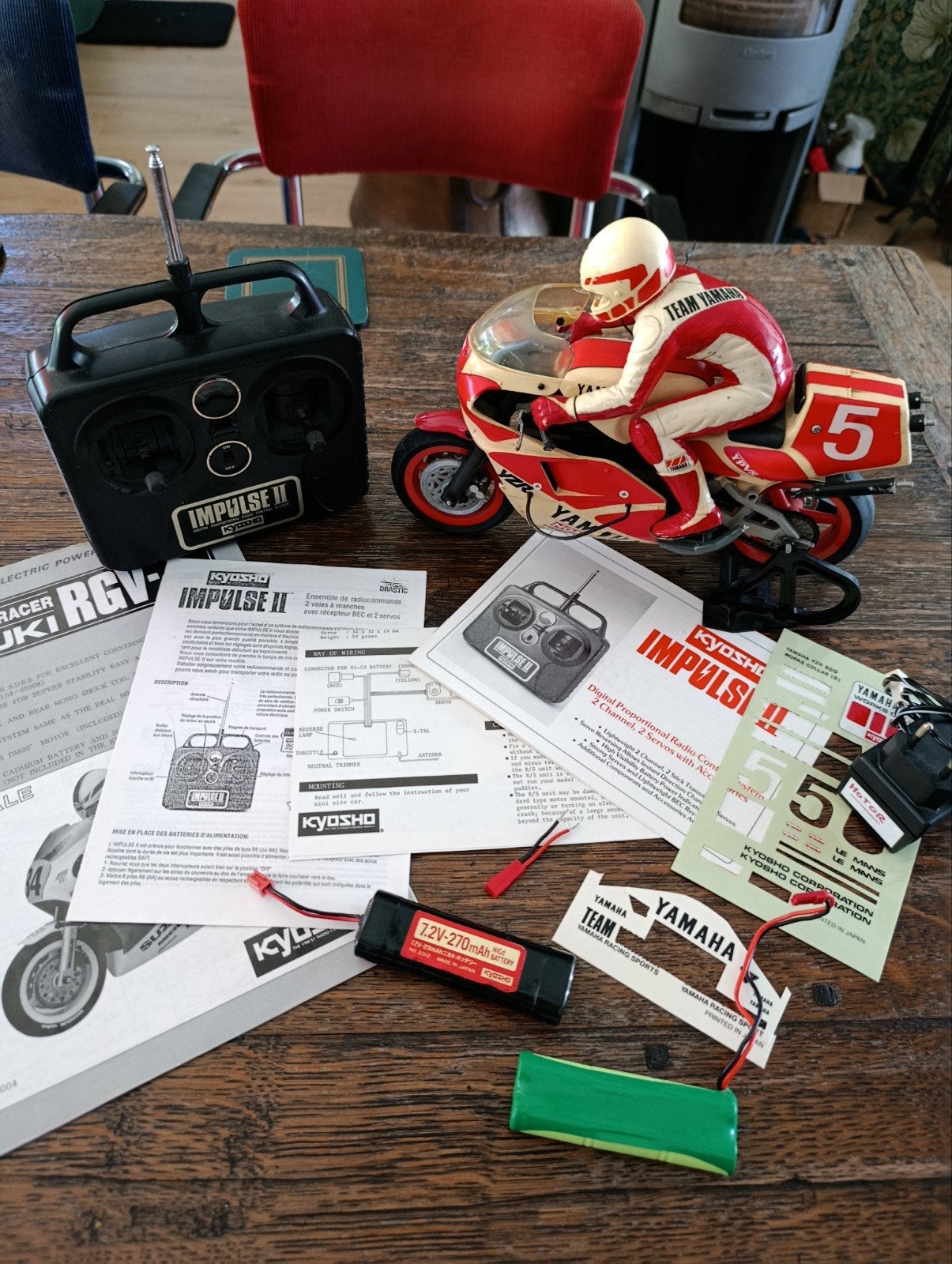 ️Kyosho Impulse II RGV suzuki Yamaha motorfiets COMPLEET, Ophalen of Verzenden, Auto offroad