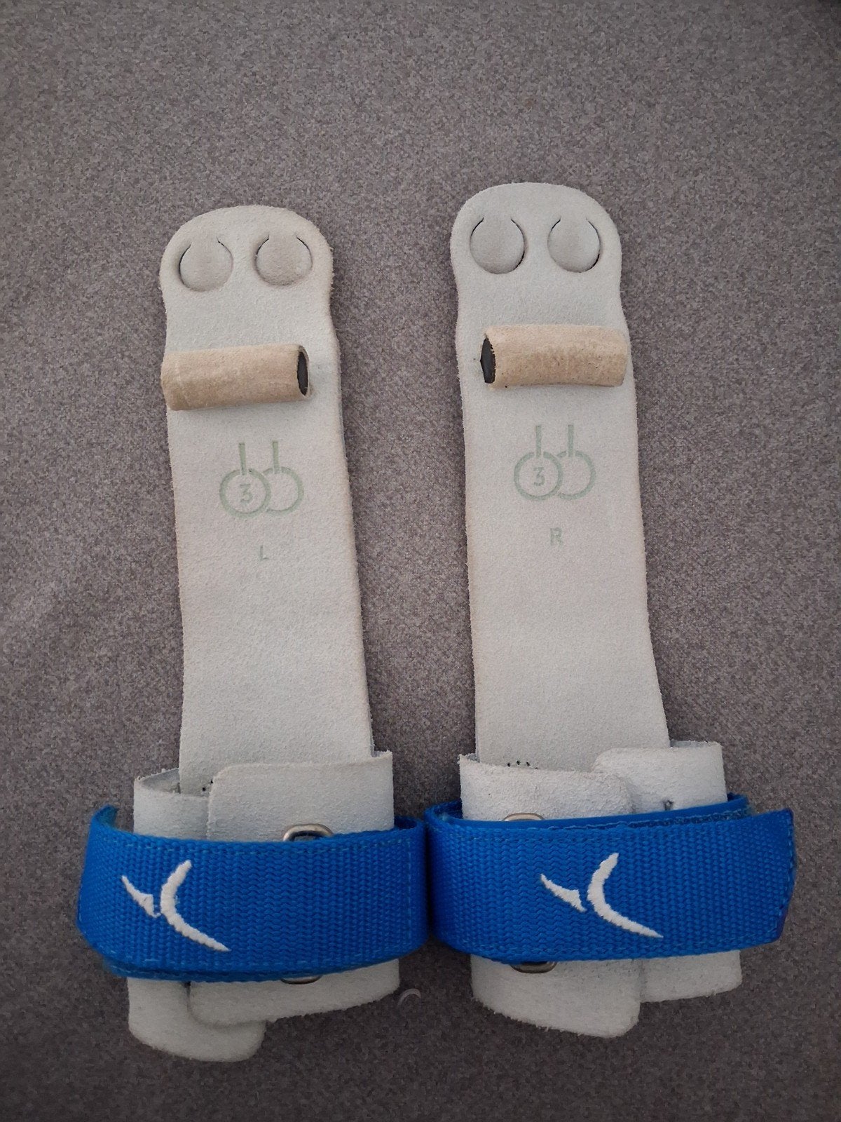Turnleertjes voor gymnastiek - Zo goed als nieuw, Materiaal, Wit, Maat 36 t/m 42, Ophalen of Verzenden