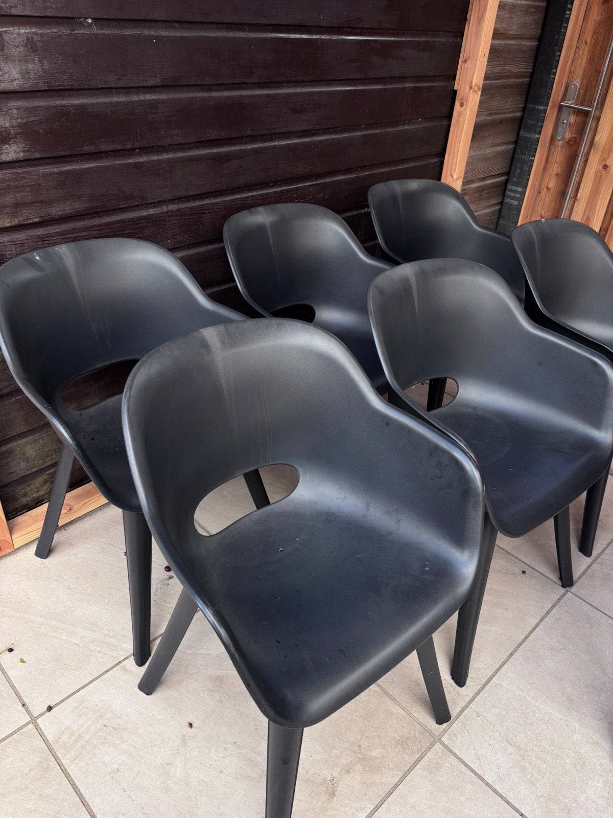 Zwarte kunststof tuinstoelen - 6 stuks, Huis en Inrichting, Stoelen, Ophalen, Kunststof, Gebruikt, Zwart