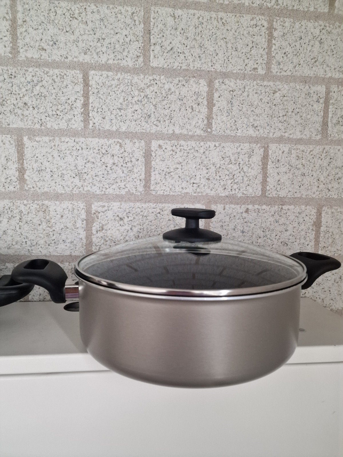 hapjes steel pan met deksel, Ophalen of Verzenden, Rvs