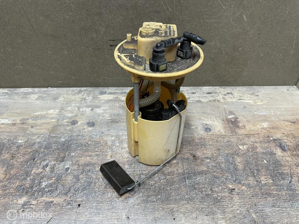 Brandstofpomp Fiat Punto Evo ('09->) 51802207, Auto-onderdelen, Gebruikt, Mercedes-Benz, Ophalen of Verzenden, Mercedes-Benz