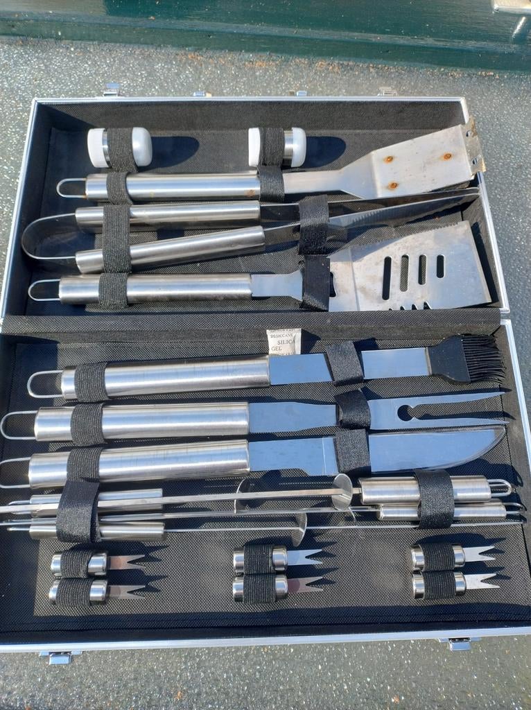 Buxibo BBQ Koffer - Complete Barbecue Gereedschap Set, Ophalen of Verzenden, Zo goed als nieuw, Buxibo