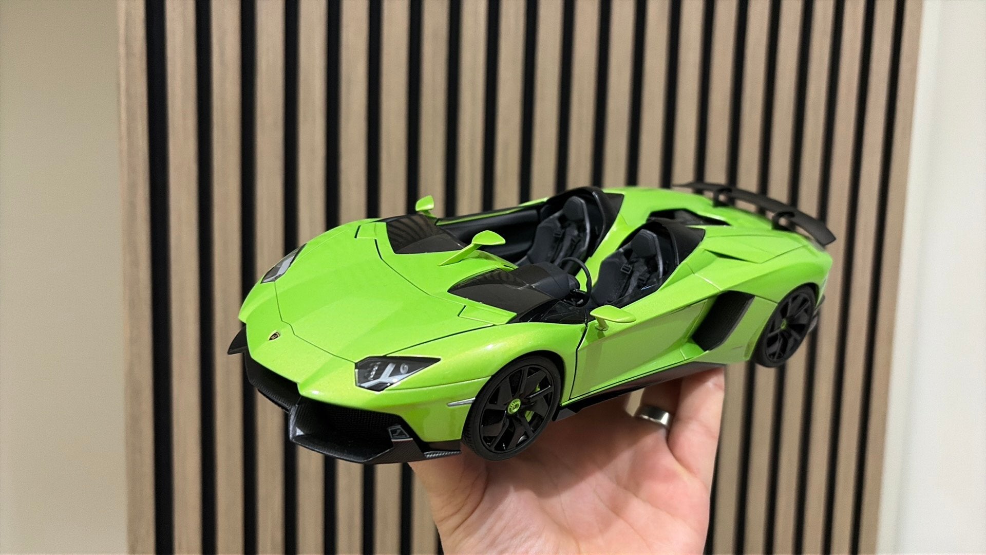 Lamborghini Aventador J 1:18 AutoArt, Auto, Autoart, Ophalen of Verzenden, Zo goed als nieuw
