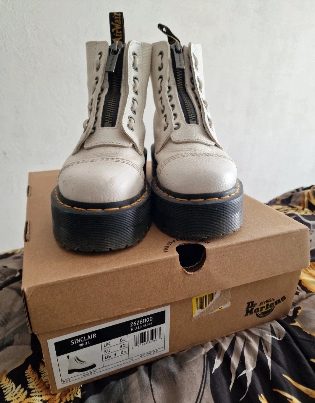 Dr. Martens Sinclair Quad Retro Milled Nappa Laarzen Wit, Wit, Lage of Enkellaarzen, Ophalen of Verzenden, Dr. Martens