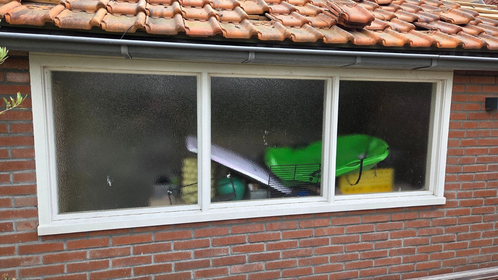 Kozijn met 3 ruiten (enkel glas), Doe-het-zelf en Verbouw, Kozijnen en Schuifpuien, 75 tot 150 cm, Gebruikt, Raamkozijn, Ophalen of Verzenden