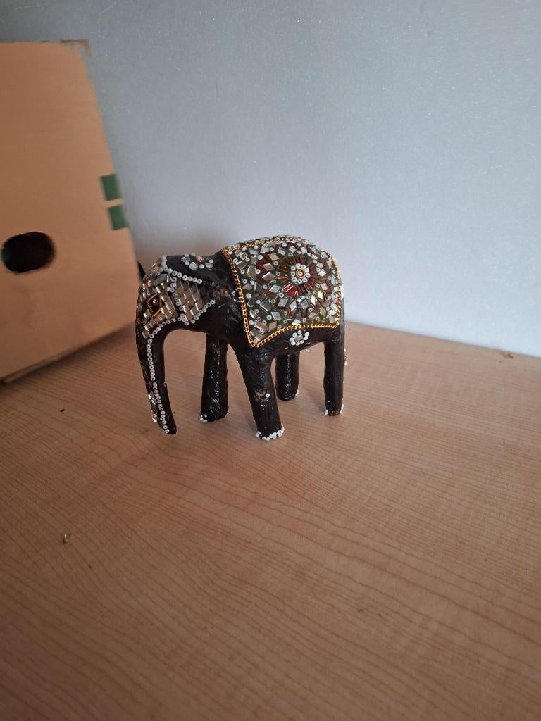 beeldje olifant, Verzamelen, Beelden en Beeldjes, Ophalen of Verzenden, Zo goed als nieuw, Dier