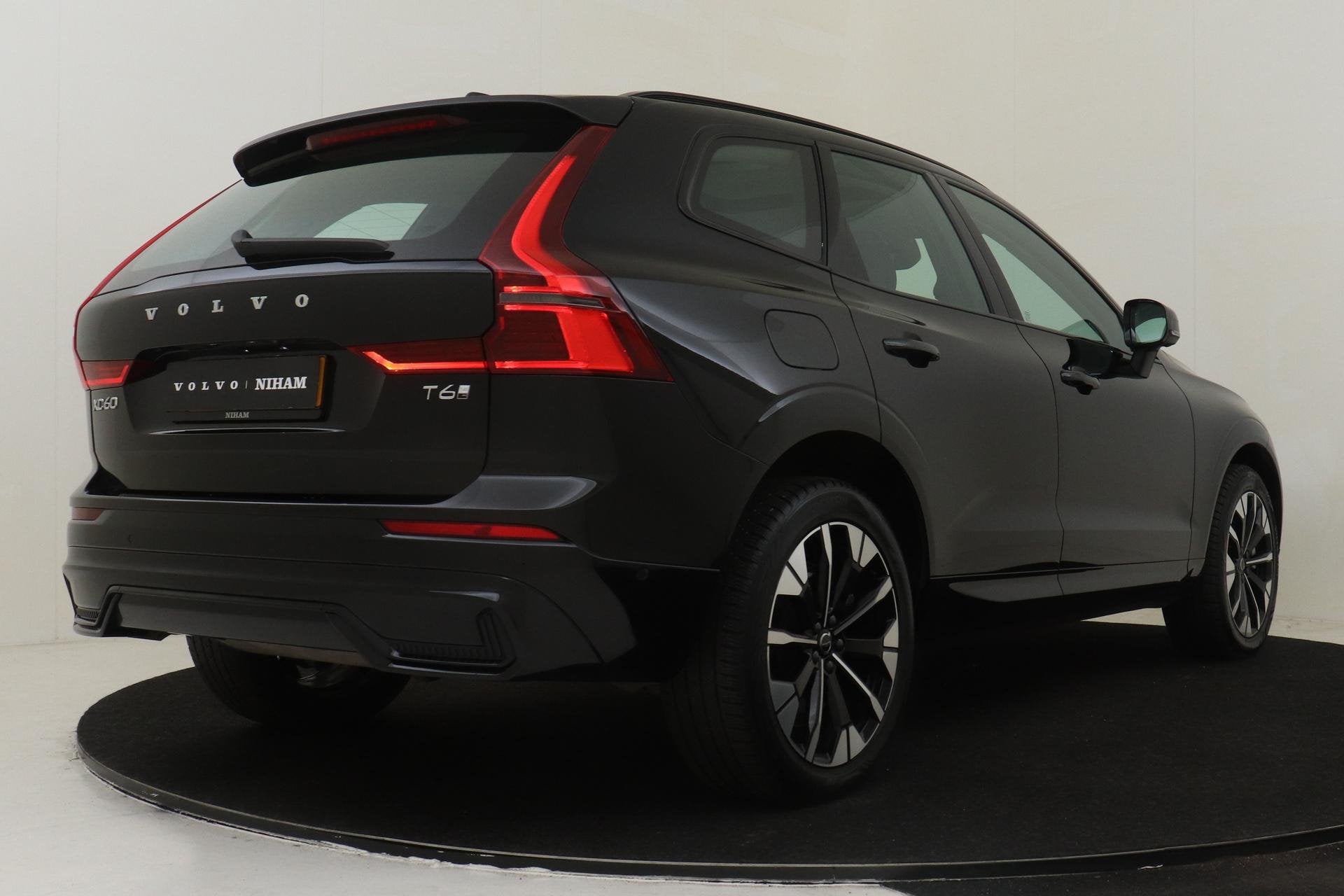 Volvo XC60 II T6 PLUG-IN HYBRID AWD ULTRA DARK -PANO.DAK|HAR, Auto's, Automaat, 12 maanden, Gebruikt, Euro 6