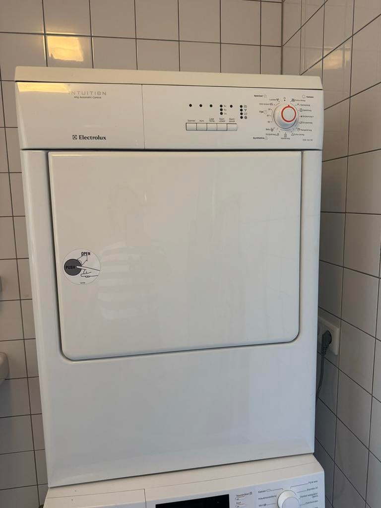 Electrolux Intuition Condensdroger - Wit, Gebruikt, 6 tot 8 kg, Gebruikt, Ophalen of Verzenden, Voorlader