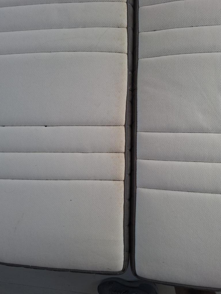 Gratis Ikea boxspring 160x200 (2x80x200 cm), Huis en Inrichting, Ophalen, Gebruikt, Tweepersoons, Bedbodem