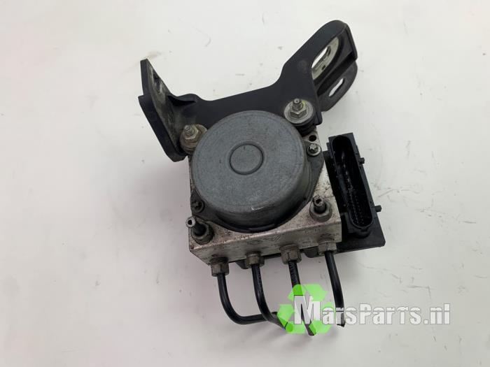 ABS Pomp van een Opel Corsa, Gebruikt, -, -, Opel