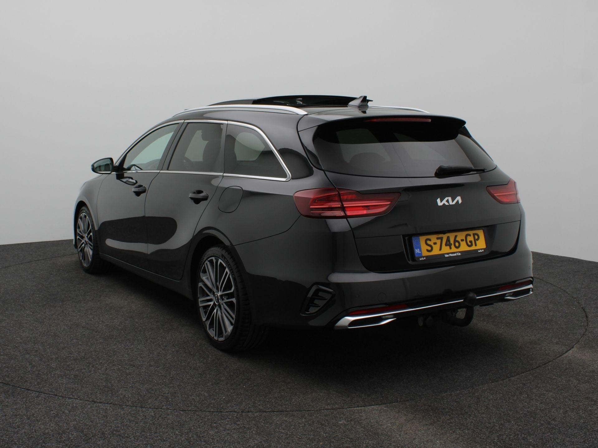 Kia Ceed Sportswagon 1.5 T-GDi GT-PlusLine | Trekhaak | JBL, Auto's, Gebruikt, Euro 6, 160 pk, Alcantara