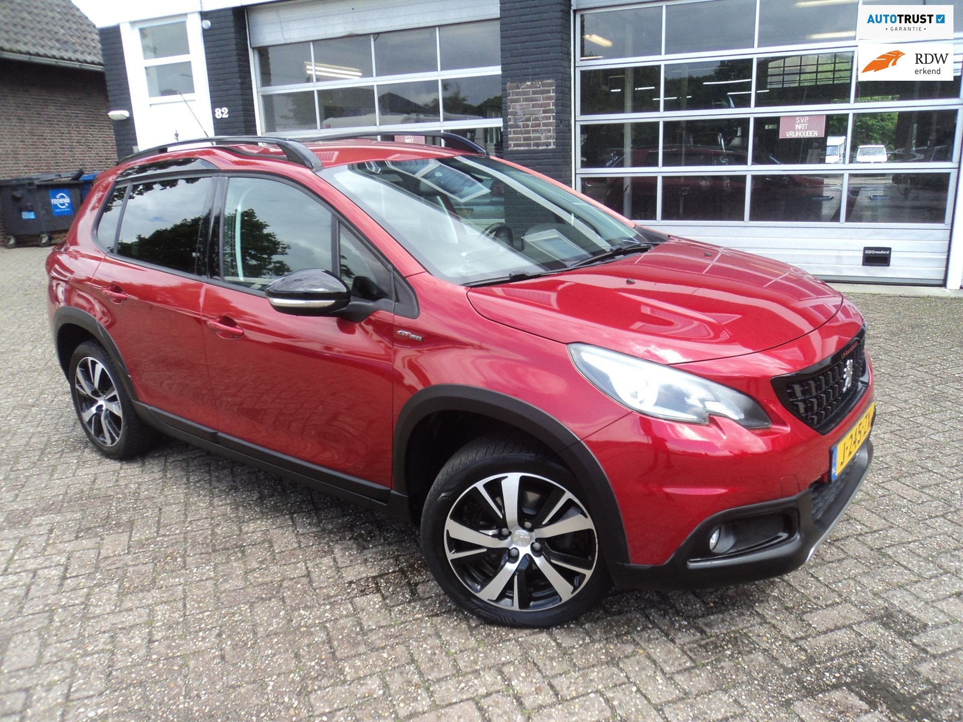 Peugeot 2008 1.2 PureTech GT-line, Auto's, Peugeot, Voorwielaandrijving, Stof, Bedrijf, Handgeschakeld