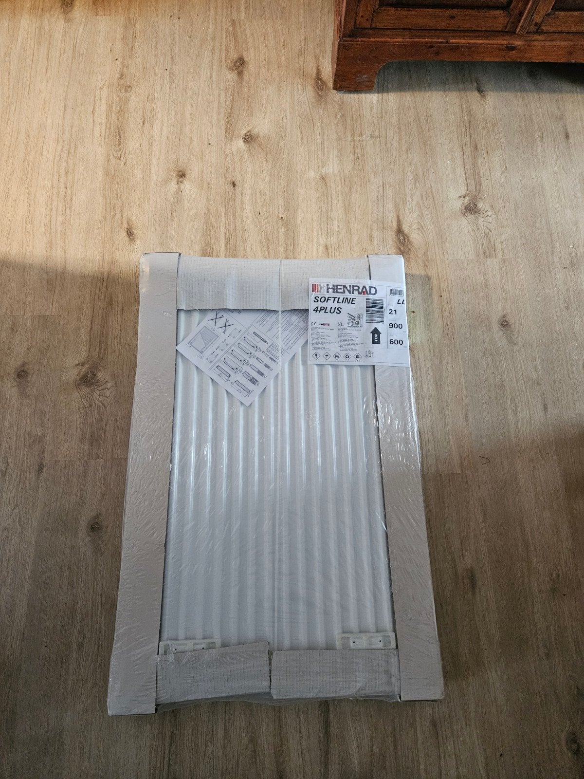 Nieuwe Henrad Softline 4PLUS Radiator - 900x600mm, Ophalen, Hoog rendement (Hr), Radiator, Nieuw