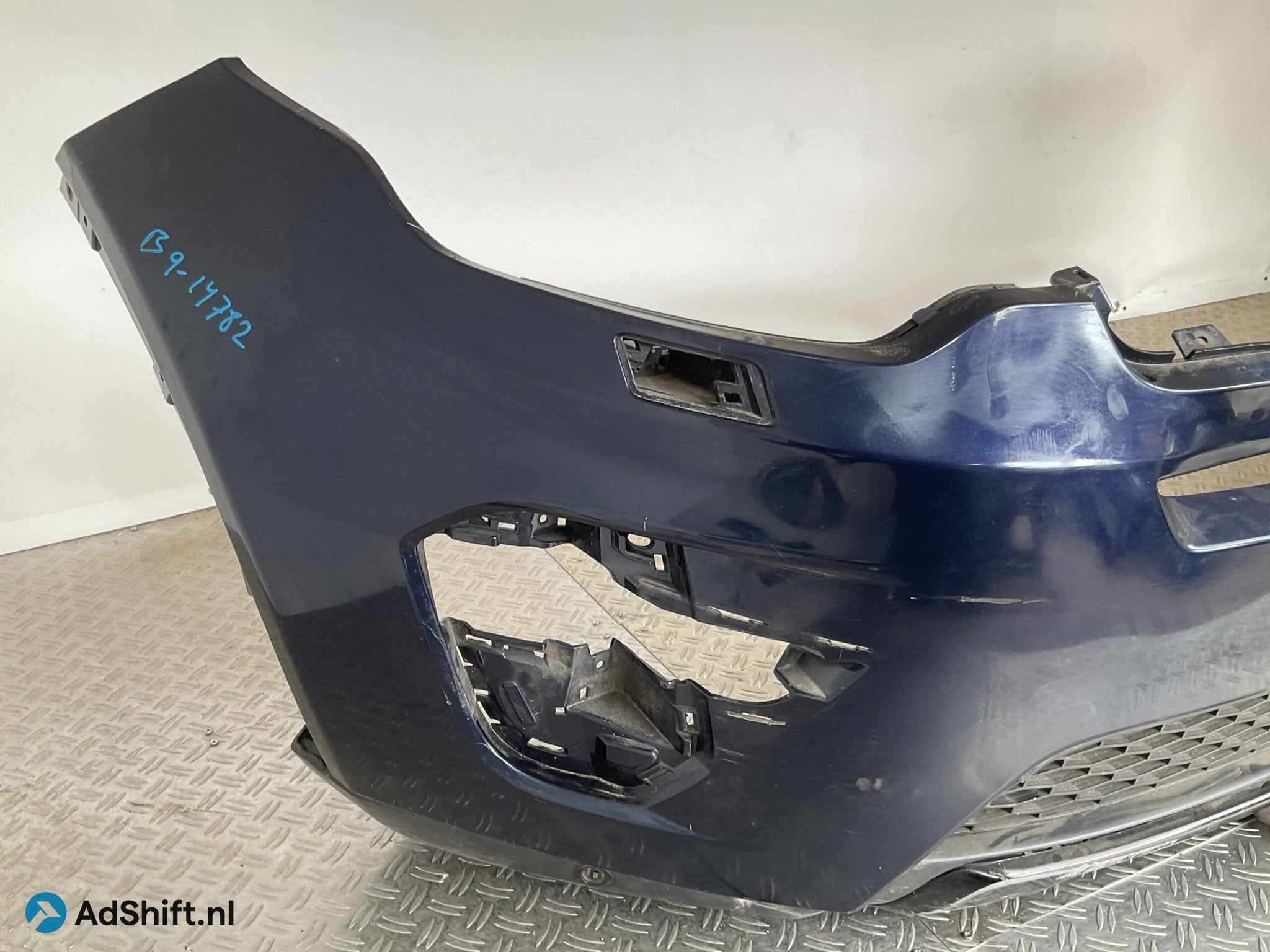 Bumper Land Rover Discovery L550 Sport FK72-17F003-A Voorbum, Auto-onderdelen, Carrosserie en Plaatwerk, Bumper