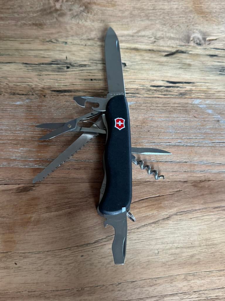 Victorinox Swiss Army Outrider, Ophalen of Verzenden, Zo goed als nieuw