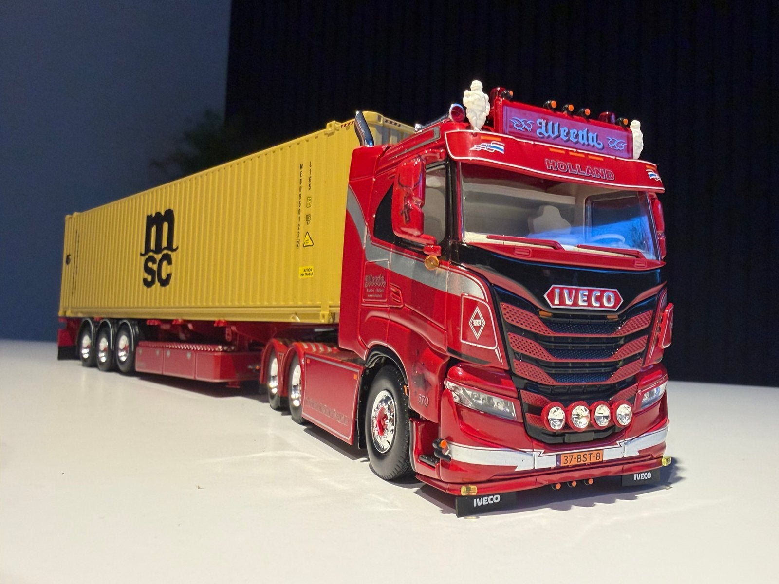 Tekno Weeda Iveco Gomorro, Hobby en Vrije tijd, Modelauto's | 1:50, Ophalen of Verzenden, Zo goed als nieuw, Bus of Vrachtwagen