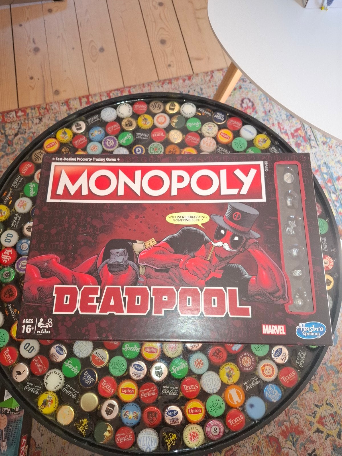Monopoly Deadpool - Zo goed als nieuw, compleet!, Drie of vier spelers, Ophalen, Zo goed als nieuw, Hasbro Gaming