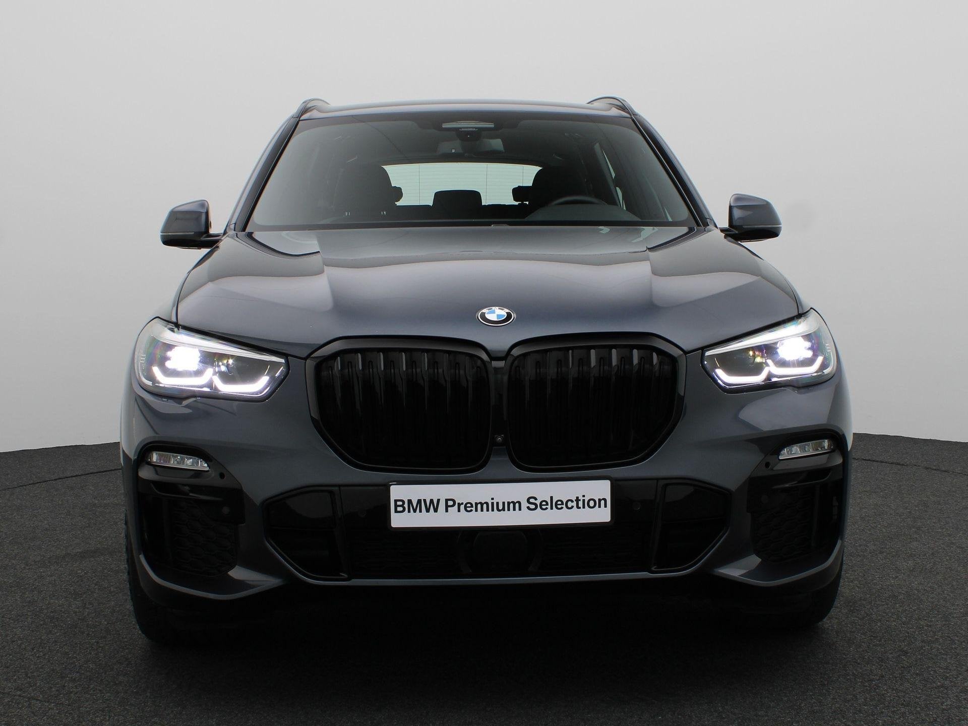 BMW X5 xDrive45e High Executive | M Sportpakket | Comfortsto, Gebruikt, 394 pk, Met garantie (alle), LED verlichting