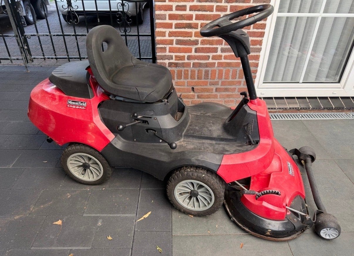 Mountfield 12.5pk Zitmaaier - Perfect voor uw tuin, Tuin en Terras, Ophalen, Gebruikt, Minder dan 90 cm
