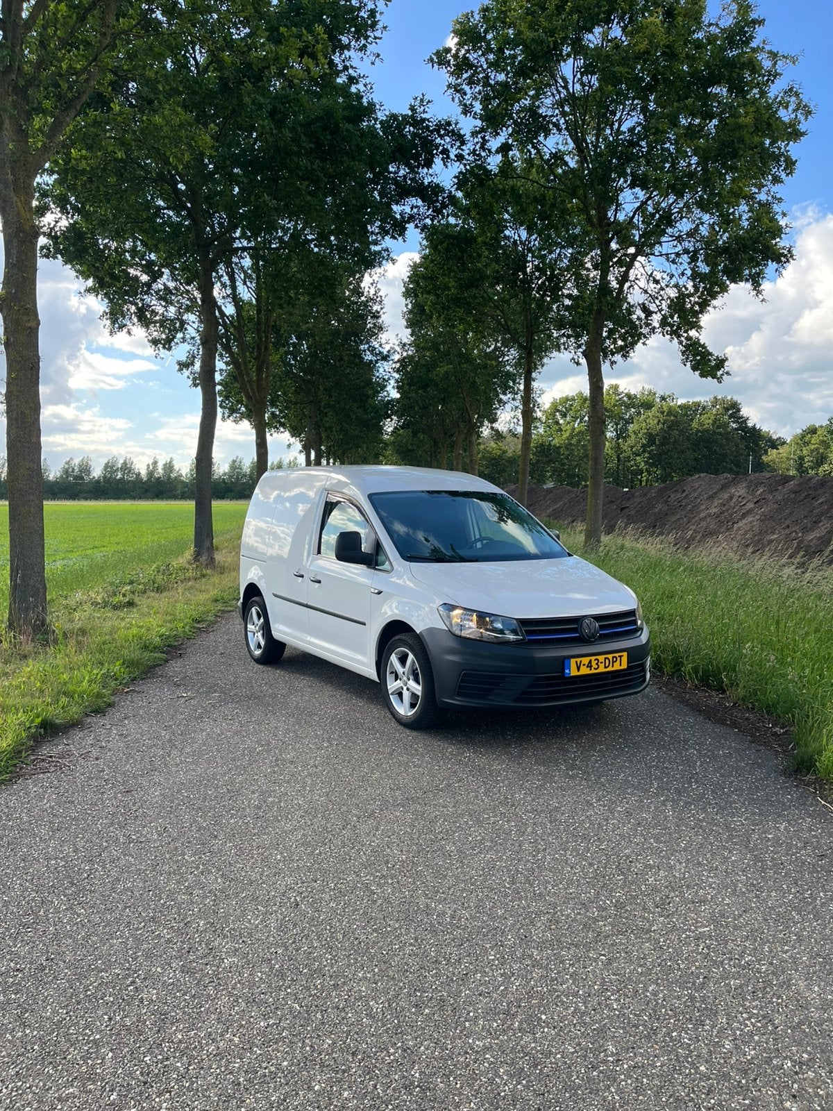 Volkswagen Caddy 1.2 TSI L1H1 | AIRCO | TREKHAAK | BLUETOOTH, Auto's, Bestelauto's, Stof, Euro 6, 4 cilinders, Volkswagen