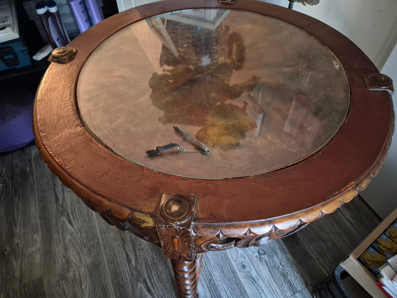 Bijzet tafel Aziatisch, Ophalen, Rond, 55 tot 75 cm, Zo goed als nieuw