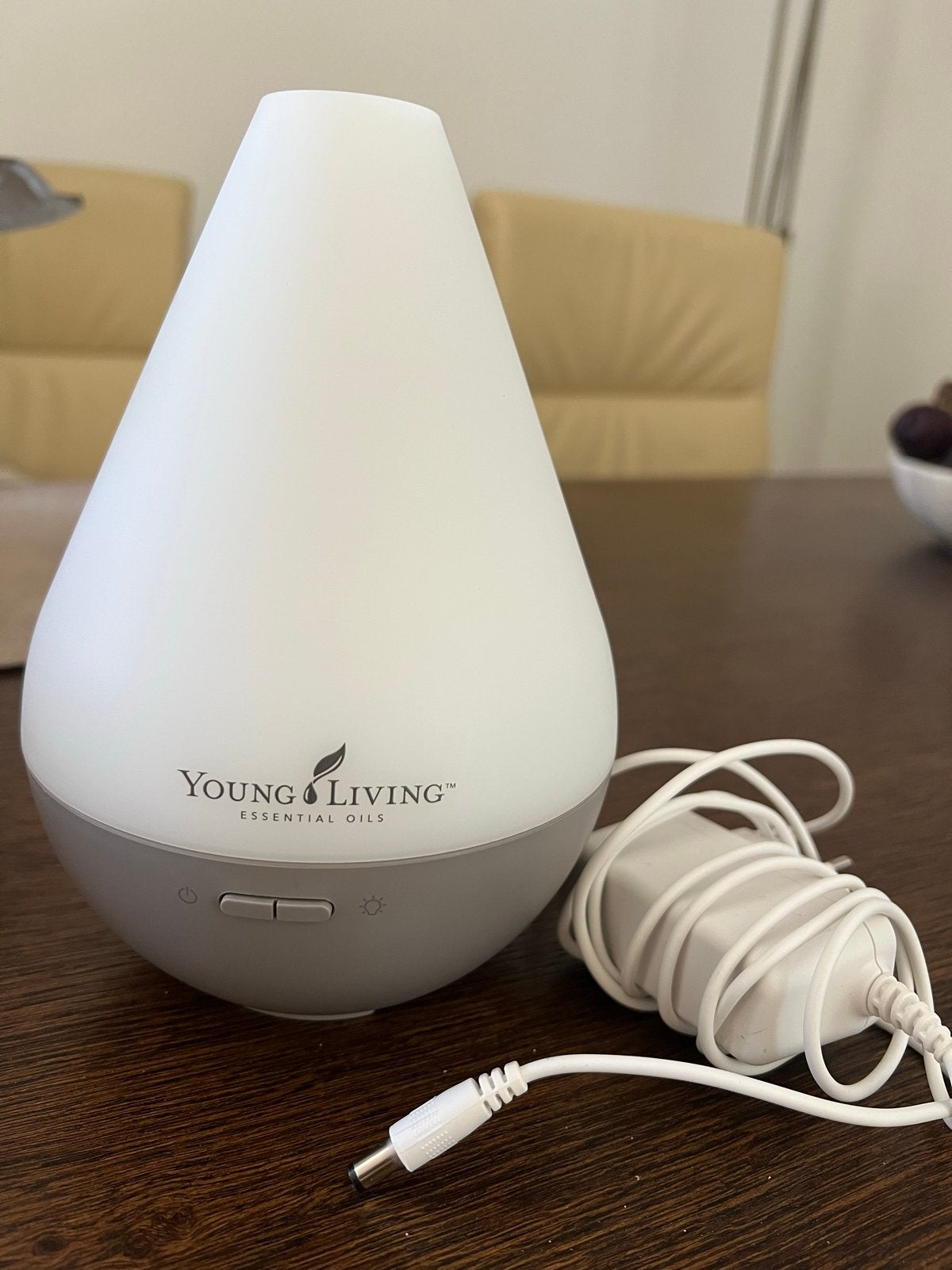 Young Living Essential Oils Diffuser, Huis en Inrichting, Woonaccessoires | Overige, Gebruikt, Kunststof, Wit, Modern, Ophalen of Verzenden