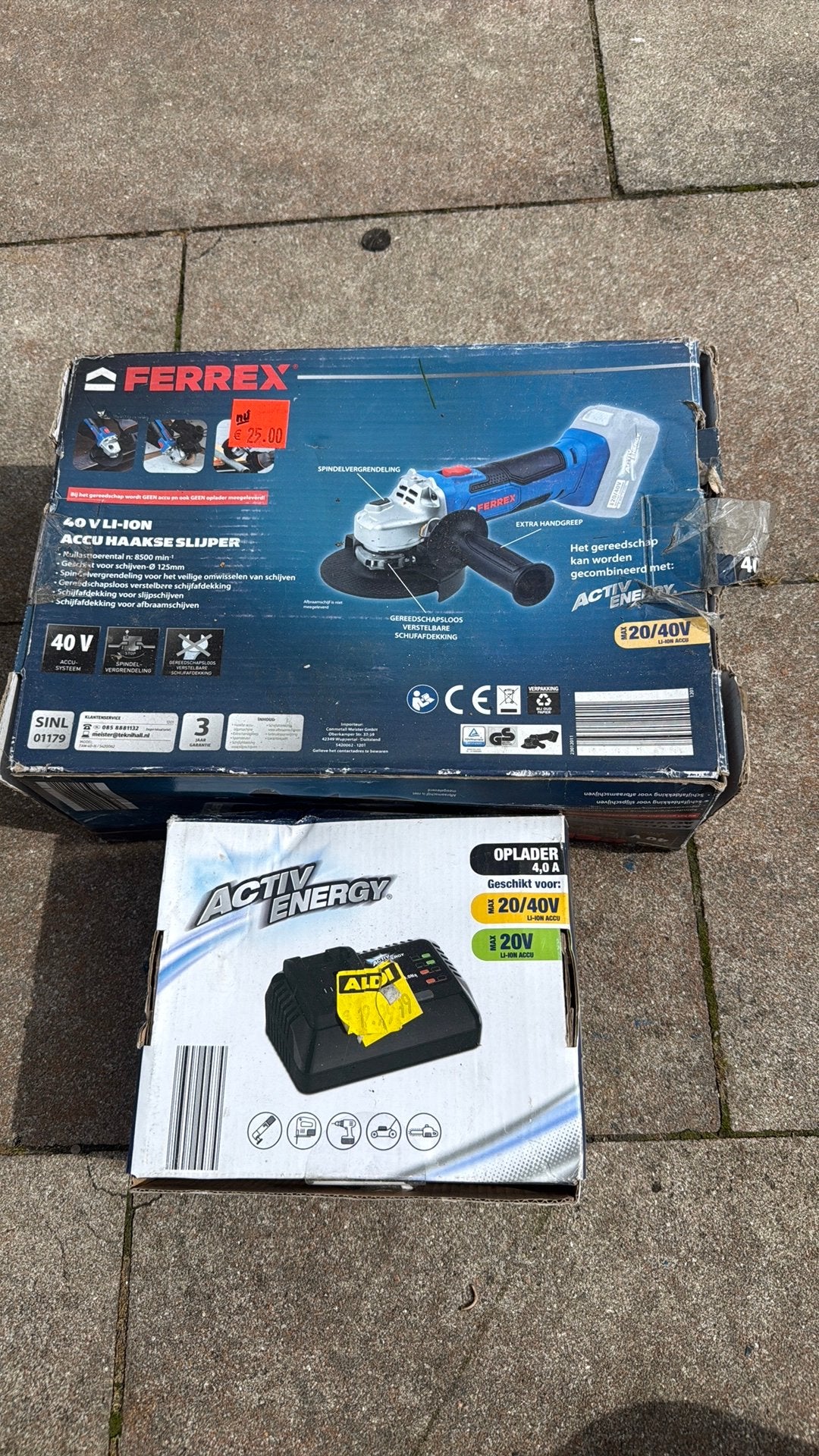 Slijptol met lader ZONDER ACCU!, Ophalen of Verzenden, Zo goed als nieuw, Minder dan 600 watt, Vlakschuurmachine