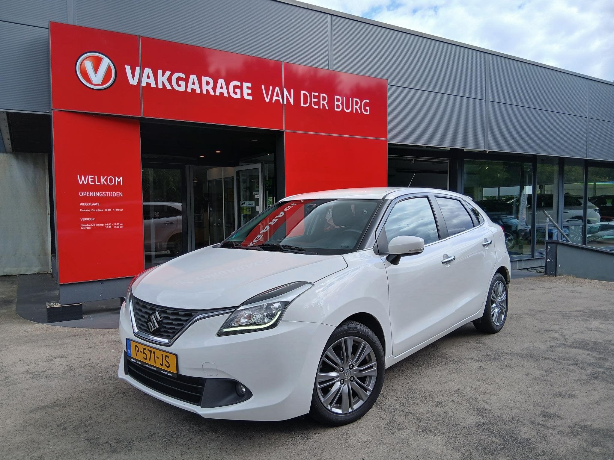 Suzuki Baleno 1.0 Boosterjet High Executive Camera, Auto's, Stof, Gebruikt, Wit, Bedrijf