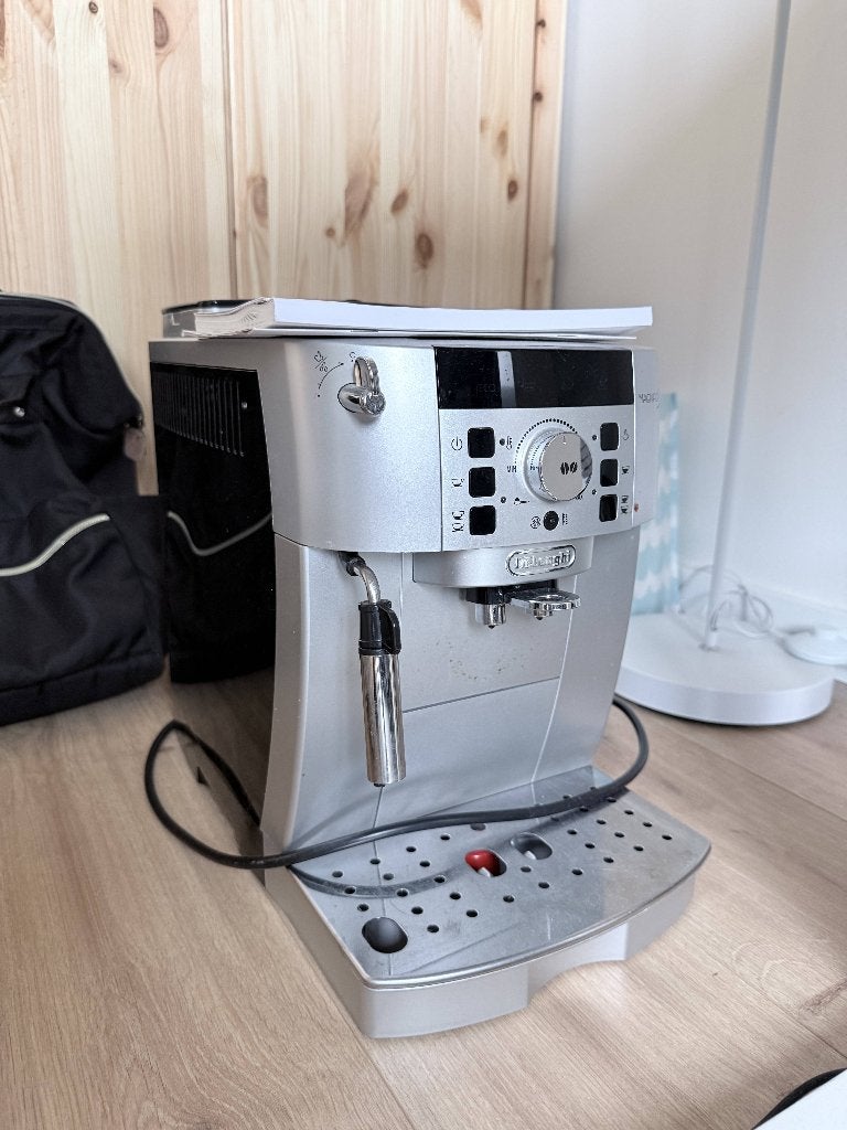 Delonghi Magnifica S