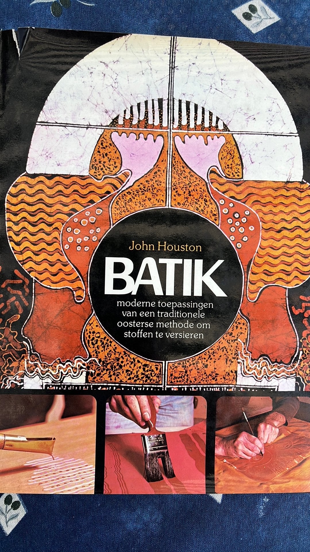 Boek over batik, Ophalen, Zo goed als nieuw, Overige typen