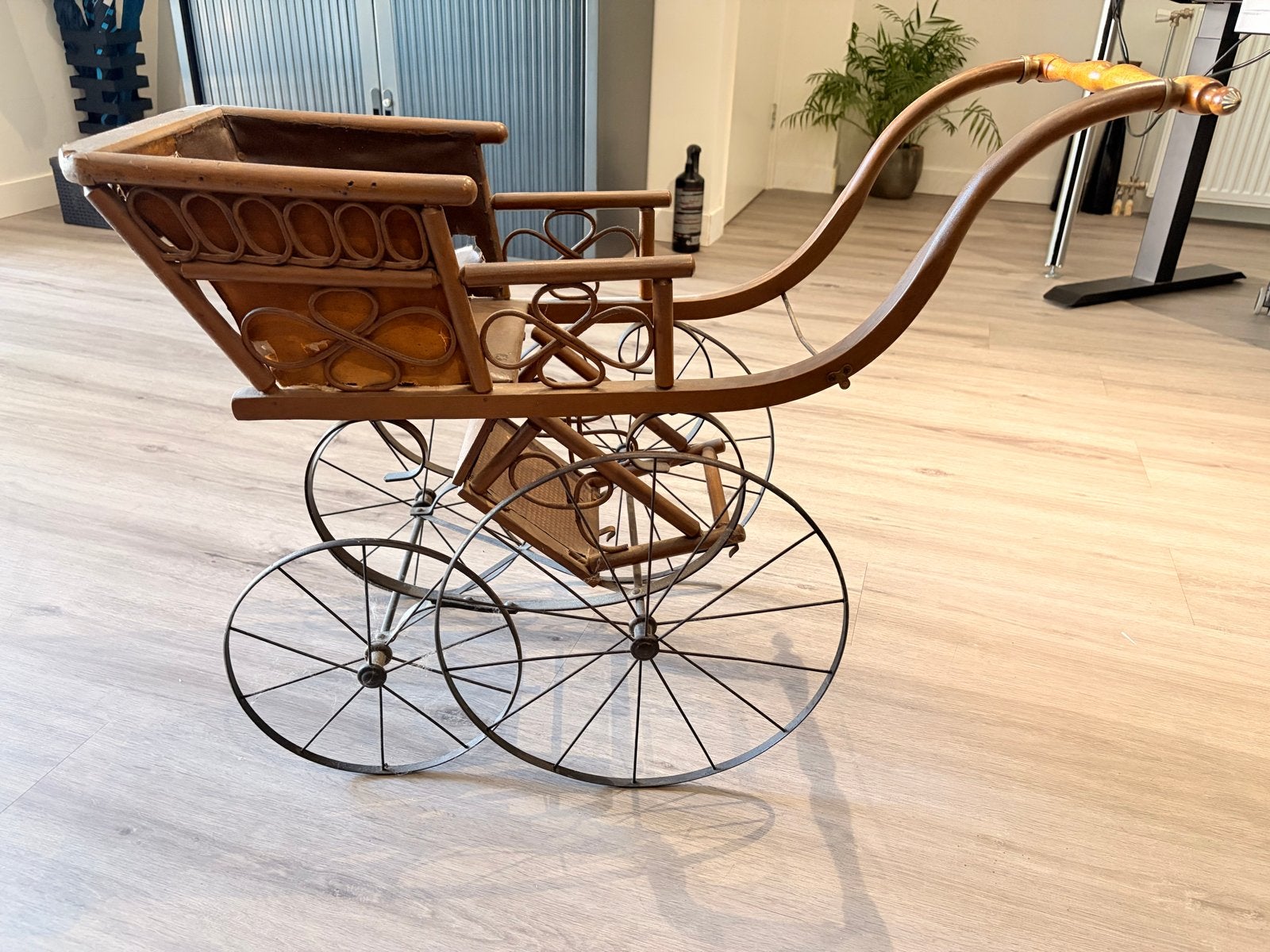 Authentieke eyecatcher kinderwagen, ook leuk als decoratie, Ophalen, Gebruikt, Kinderwagen, Overige merken