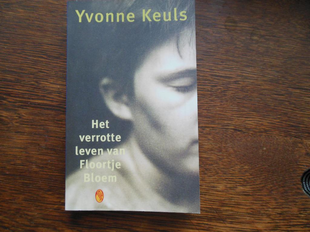 Het verrotte leven van Floortje Bloem – Yvonne Keuls, Verzenden, Zo goed als nieuw, Yvonne Keuls