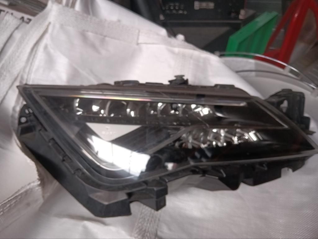 Seat Leon 5F (2013-2019) valeo LED Koplamp Links/Rechts, Auto-onderdelen, Ophalen of Verzenden