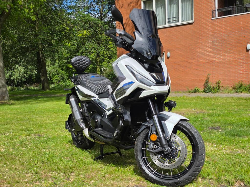 Honda X-ADV 2025 - Bomvol Opties en Klaar voor Avontuur!, Nieuw, Motorrijbewijs A, Particulier, Meer dan 35 kW