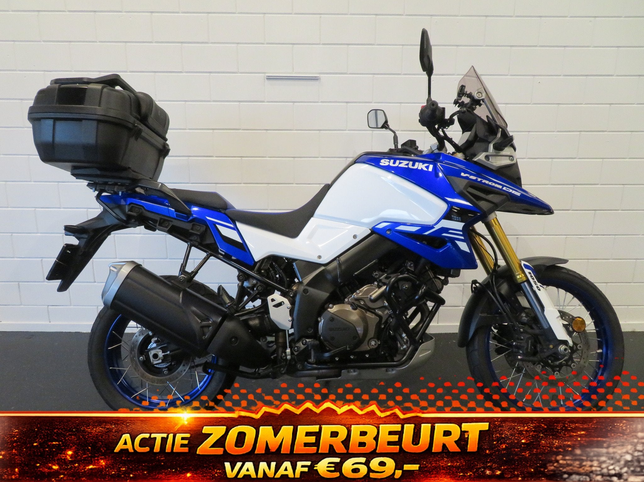 Suzuki DL 1050 V-STROM NIEUWSTAAT! (bj 2024), Motoren, Bedrijf, Toermotor, 1037 cc